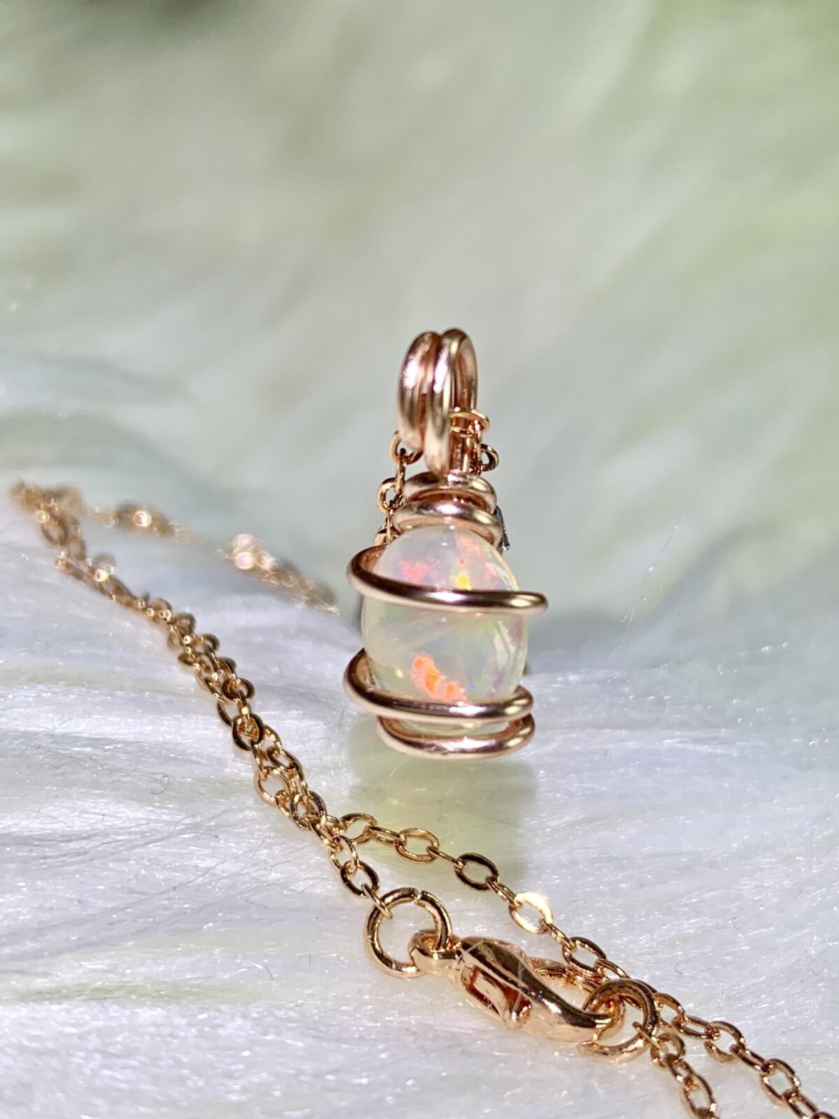 Dainty Multi Fire Welo Opal Necklace rose gold - Image 6
