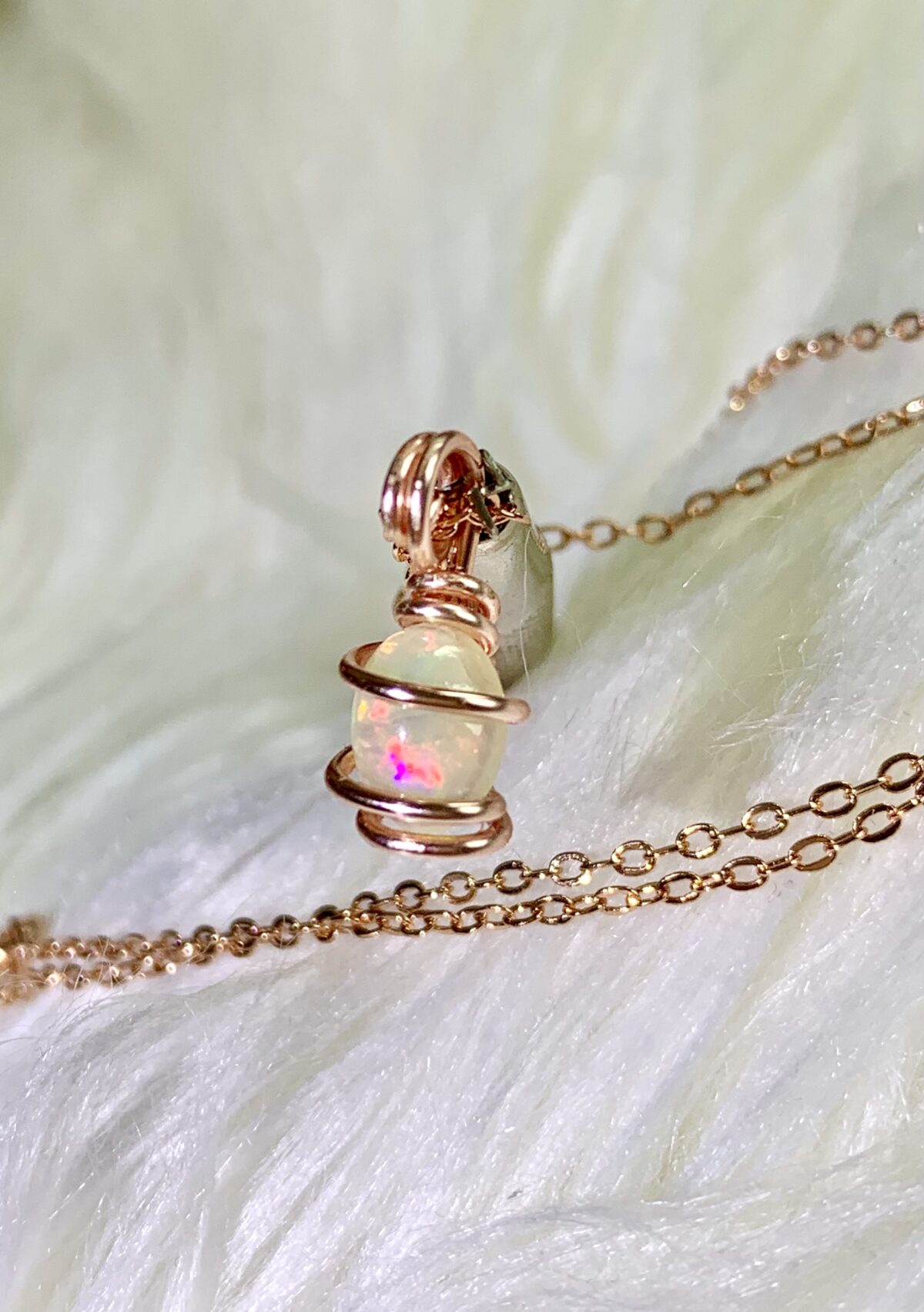 Dainty Multi Fire Welo Opal Necklace rose gold - Image 4