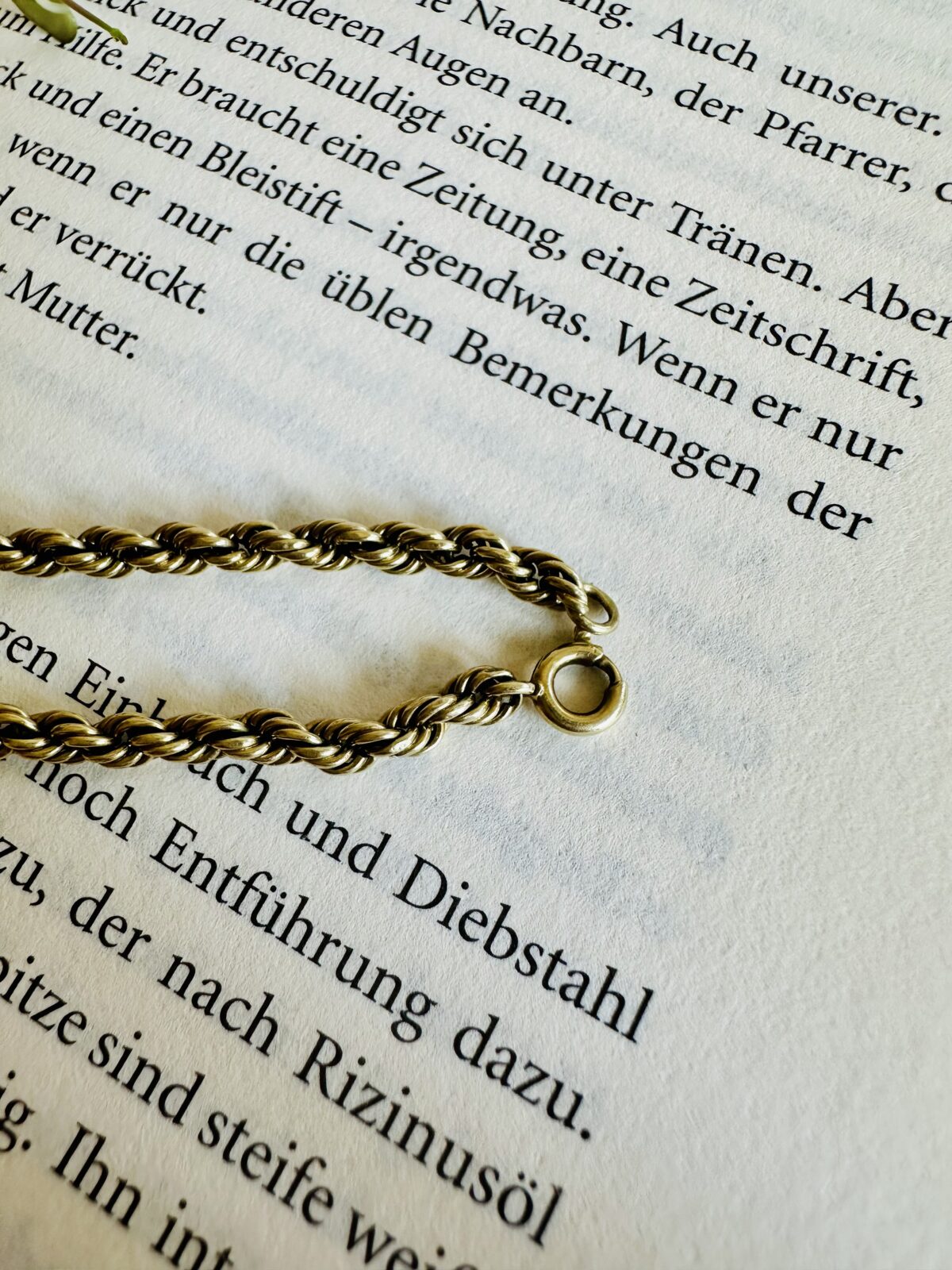 Vintage 18k Yellow Gold Rope Bracelet - Image 3