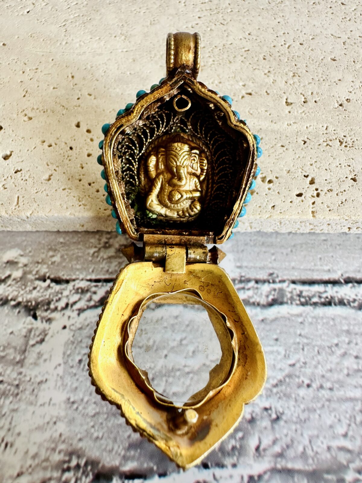 Vintage Tibetan Buddha Ghau Box handmade - Image 5