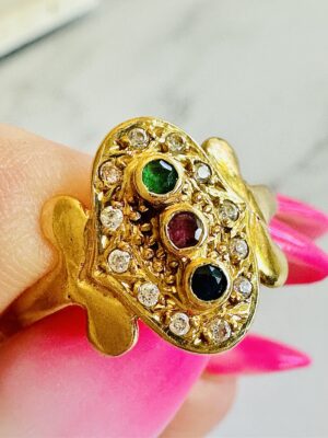 Vintage Solid 18K Gold Mother's Ring With Diamonds, Saphire, Ruby And Emerald (US SIZE 7.6)